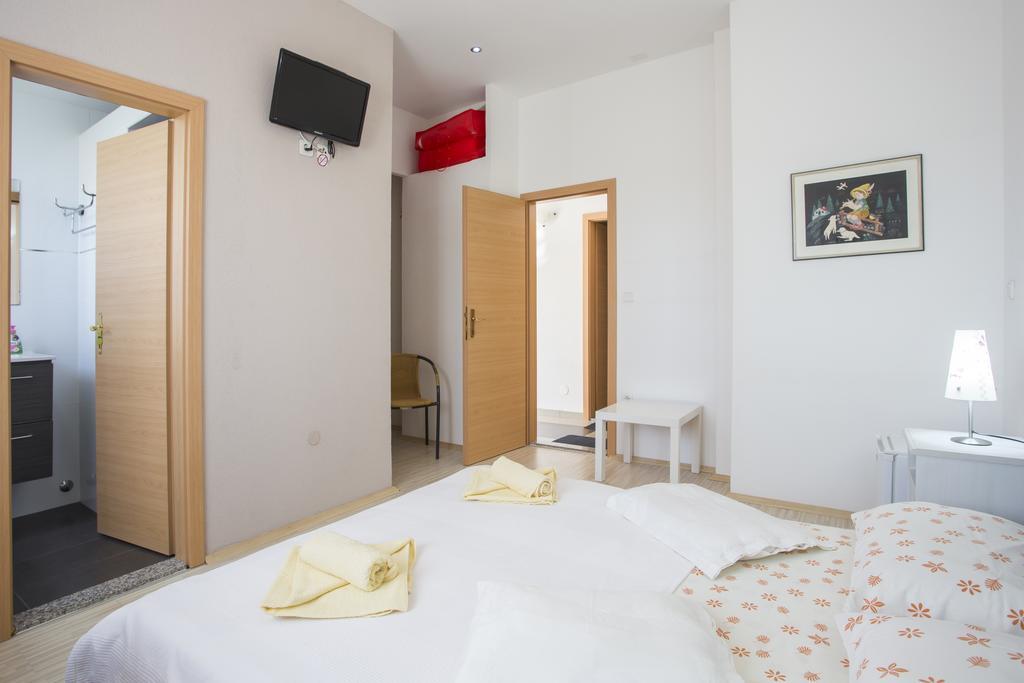 Guest House Croatia Fažana Exterior foto
